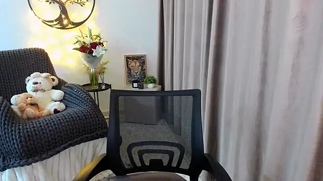 worldofkim online show from 02.19.26