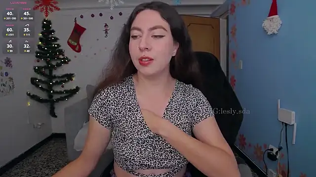 leslyyu online show from 12.29.24