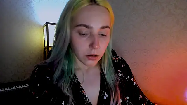 Snapshot of coraline_meow chatting on 01.24.25 coraline meow online show from 01.24.25