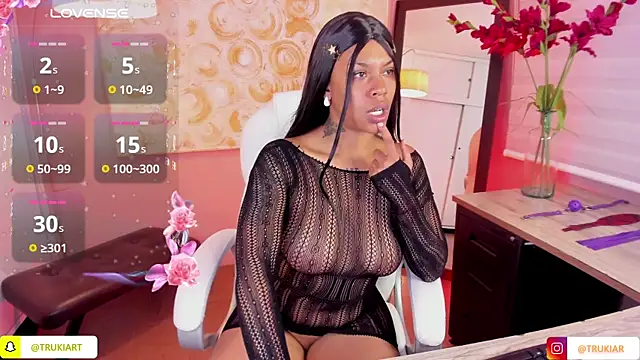 Snapshot of haiiley_more chatting on 12.09.24 haiiley more online show from 12.09.24