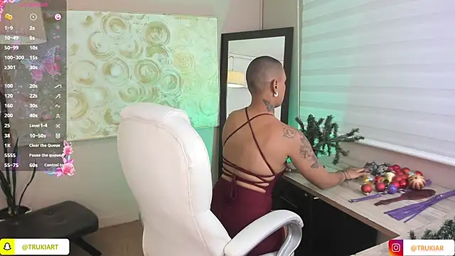 Snapshot of haiiley_more chatting on 12.19.24 haiiley more online show from 12.19.24