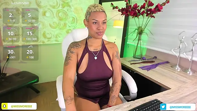 Snapshot of haiiley_more chatting on 03.08.25 haiiley more online show from 03.08.25