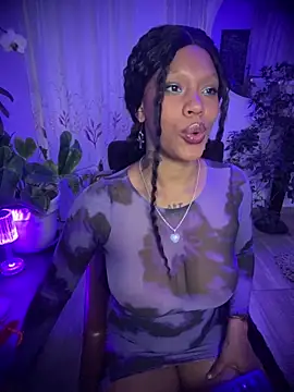 Snapshot of haiiley_more chatting on 03.13.26 haiiley more online show from 03.13.26