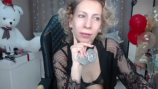 AdrianaSea online show from 02.05.25