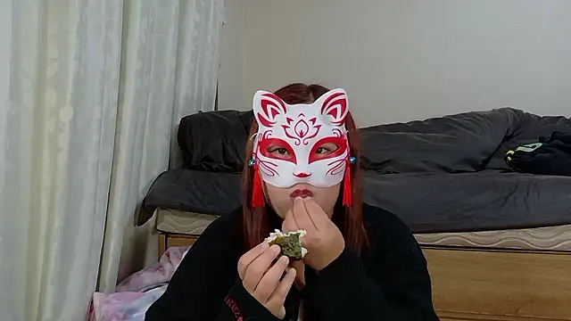 Snapshot of mini_69 chatting on 11.06.25 mini 69 online show from 11.06.25