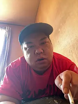 Snapshot of punk0805 chatting on 10.06.25 punk0805 online show from 10.06.25