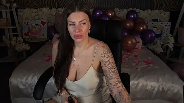 Snapshot of IsabellaFoxyy chatting on 02.12.26 IsabellaFoxyy online show from 02.12.26