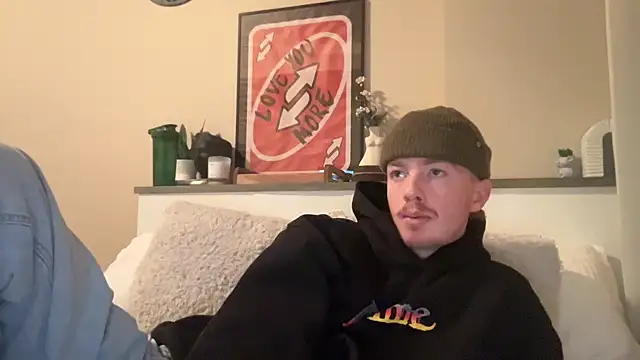 Snapshot of younghungginger chatting on 12.31.24 younghungginger online show from 12.31.24