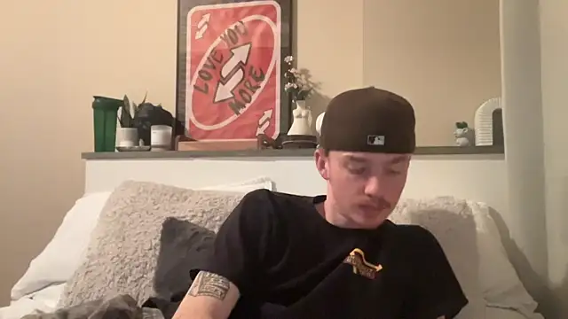 Snapshot of younghungginger chatting on 01.02.25 younghungginger online show from 01.02.25