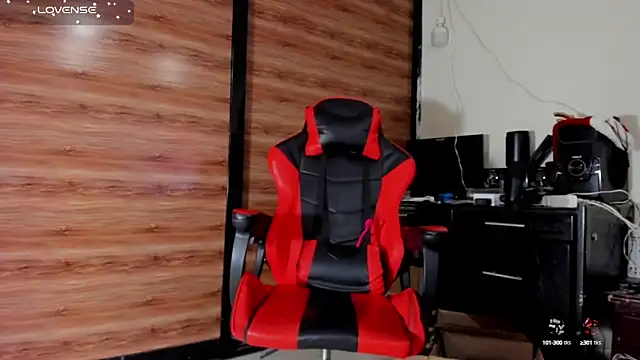 AlejoKhalifa  online show from 09.21.25