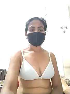 Snapshot of sunita6009 chatting on 05.03.26 sunita6009 online show from 05.03.26