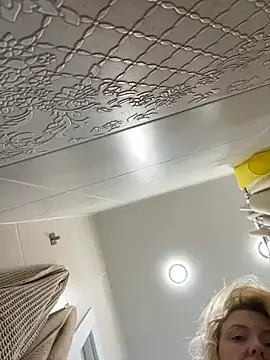 Yourdirtybitch online show from 01.28.25