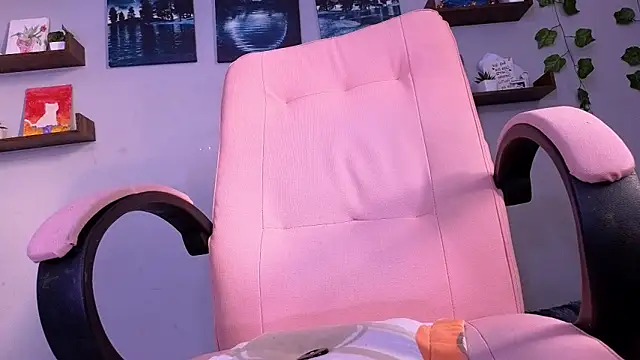 macey elliot  online show from 09.16.25