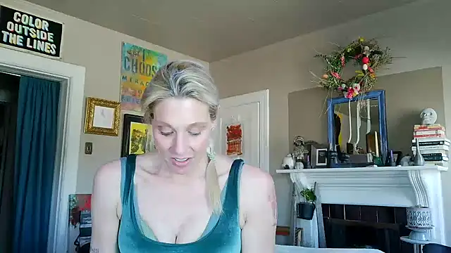 Glamazonx online show from 02.10.26