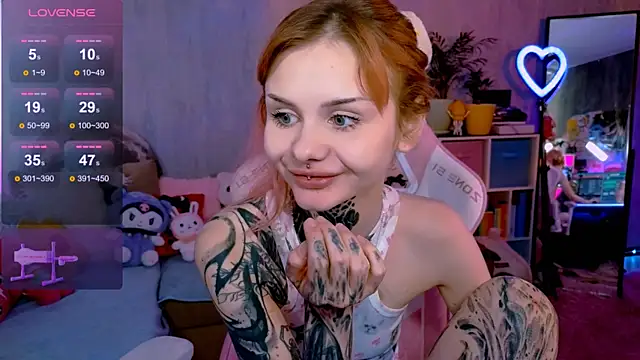 Britney Lynch online show from 09.21.25