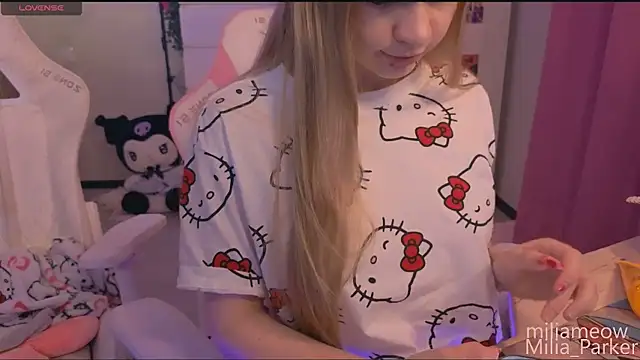 Britney Lynch online show from 10.14.25