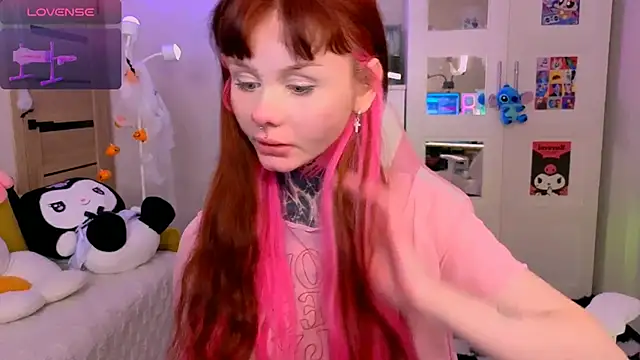 Britney Lynch online show from 11.03.25