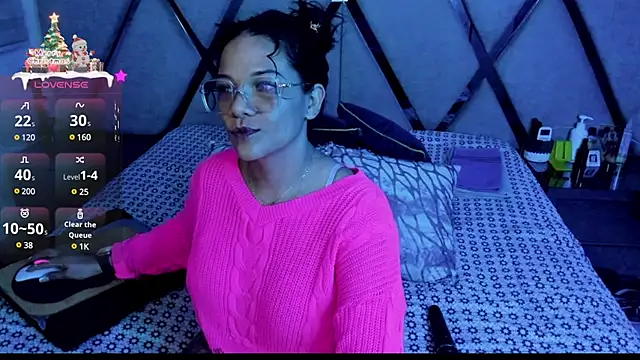 paula daniela1 online show from 12.30.24