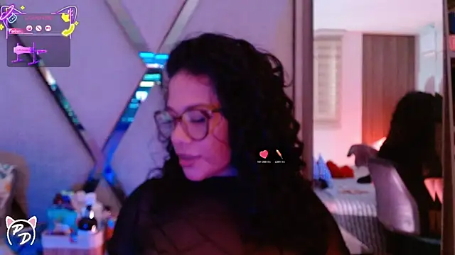 Snapshot of paula_daniela1 chatting on 06.04.26 paula daniela1 online show from 06.04.26