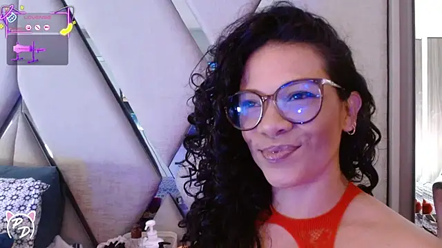 Snapshot of paula_daniela1 chatting on 06.09.26 paula daniela1 online show from 06.09.26
