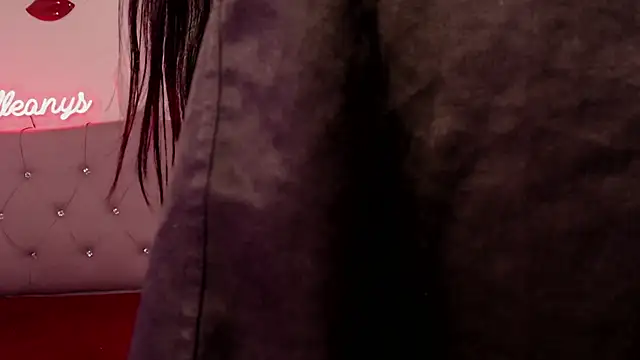 Alleanys Cristal online show from 09.10.25