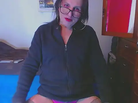 Snapshot of LorenJade chatting on 03.15.26 LorenJade online show from 03.15.26