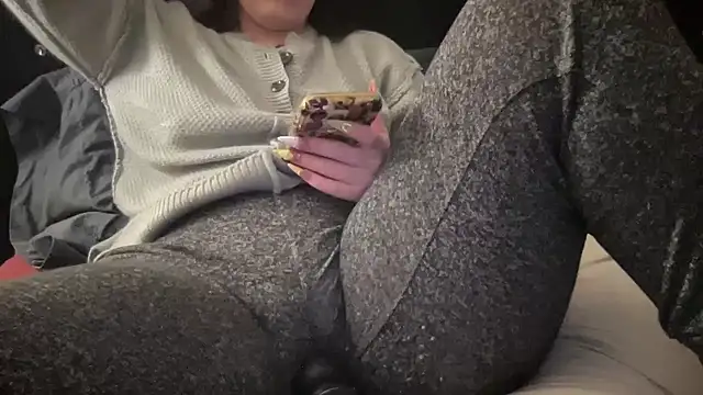 sexylilly69 online show from 02.16.25