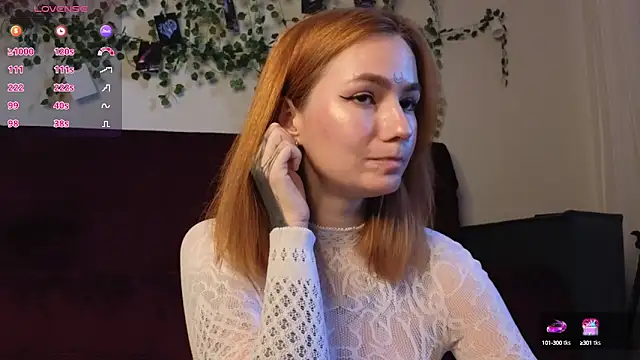 girl with snaketatto0 online show from 09.16.25