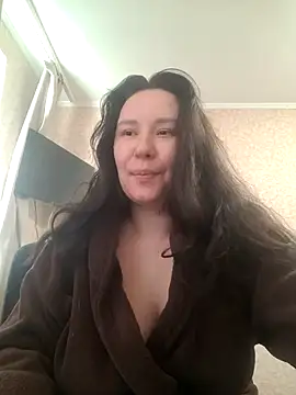 AlexaLexie online show from 10.23.25