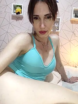 Irresistible24 online show from 11.17.25