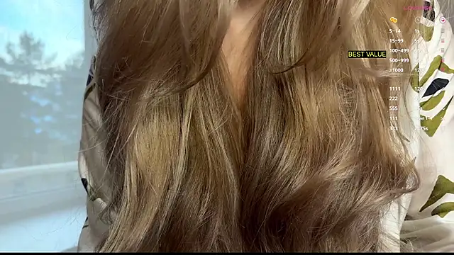 Snapshot of hotexclusive_ chatting on 10.10.25 hotexclusive  online show from 10.10.25