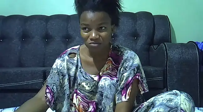 Snapshot of prettychoco1 chatting on 01.27.25 prettychoco1 online show from 01.27.25