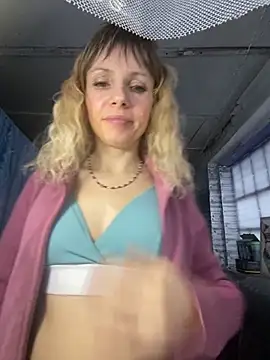 Anita-Smith online show from 12.12.24