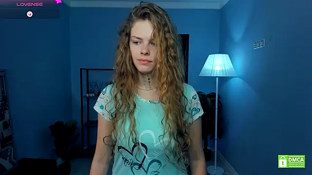 RayaNenlia online show from 12.21.25