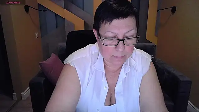 BarbaraTurners online show from 01.28.25