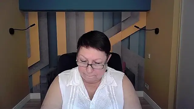 BarbaraTurners online show from 12.21.25