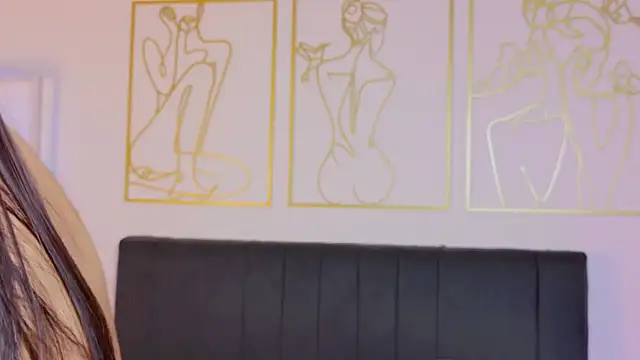 summer holiday online show from 10.12.25