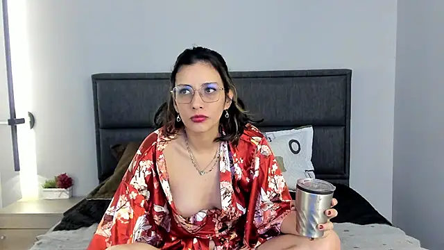 bulma bambina  online show from 09.29.25