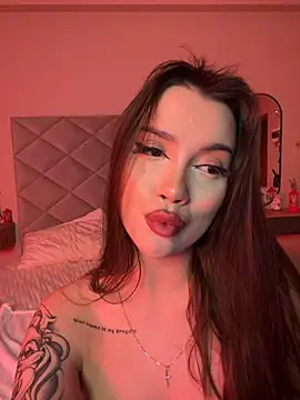 Snapshot of BamBam_XO chatting on 12.22.24 BamBam XO online show from 12.22.24