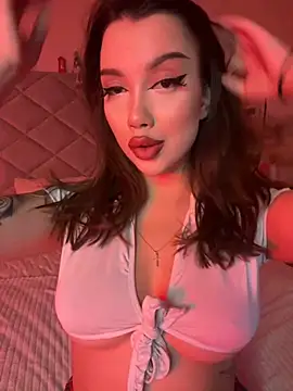 Snapshot of BamBam_XO chatting on 01.06.25 BamBam XO online show from 01.06.25