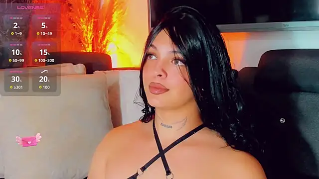 Snapshot of Emmaa_Saenz_ chatting on 05.23.26 Emmaa Saenz online show from 05.23.26