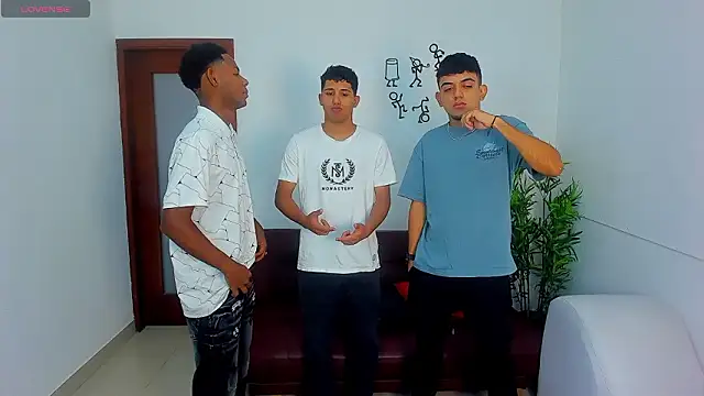 Snapshot of Crazy_nigth01 chatting on 02.06.26 Crazy nigth01 online show from 02.06.26