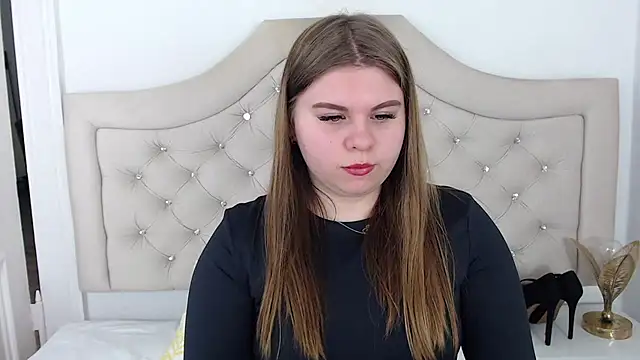 Snapshot of AbbyPleasure chatting on 12.18.24 AbbyPleasure online show from 12.18.24