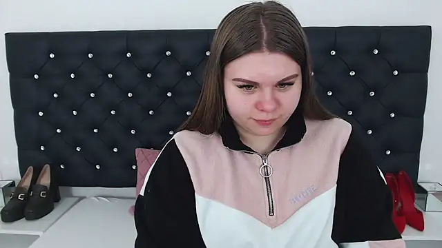 Snapshot of AbbyPleasure chatting on 02.19.25 AbbyPleasure online show from 02.19.25