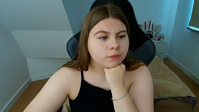 Snapshot of AbbyPleasure chatting on 05.18.26 AbbyPleasure online show from 05.18.26
