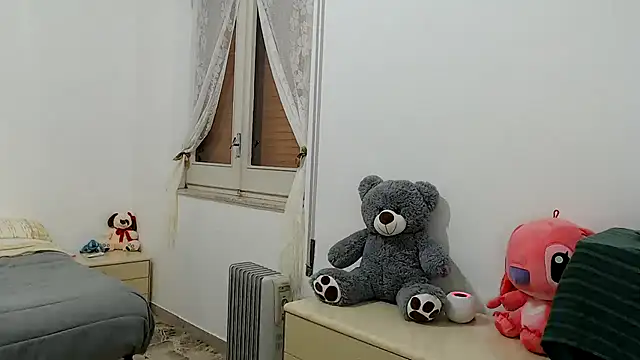 Snapshot of ZajiraShane chatting on 02.11.26 ZajiraShane online show from 02.11.26