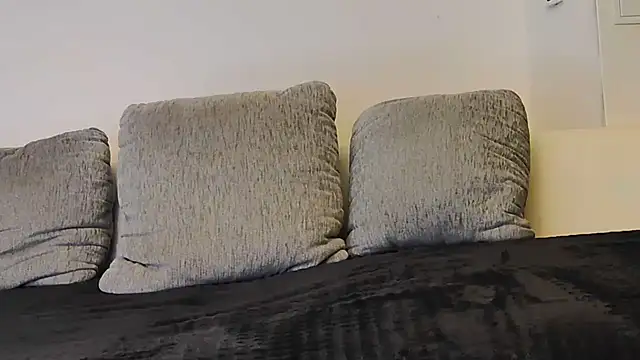 Hot ToyBoy6974 online show from 03.06.25