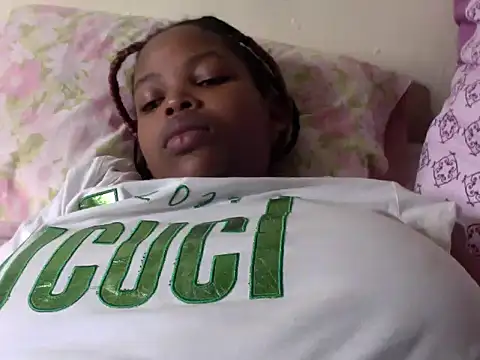 queen-sasha online show from 10.06.25