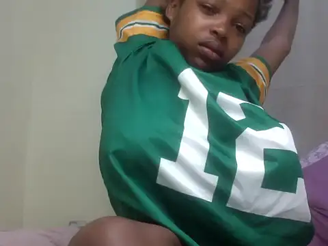 queen-sasha online show from 11.18.25