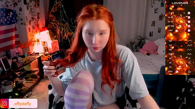 Snapshot of CallMeEffy1 chatting on 01.04.25 CallMeEffy1 online show from 01.04.25